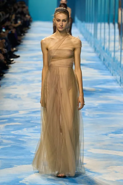 Look 79